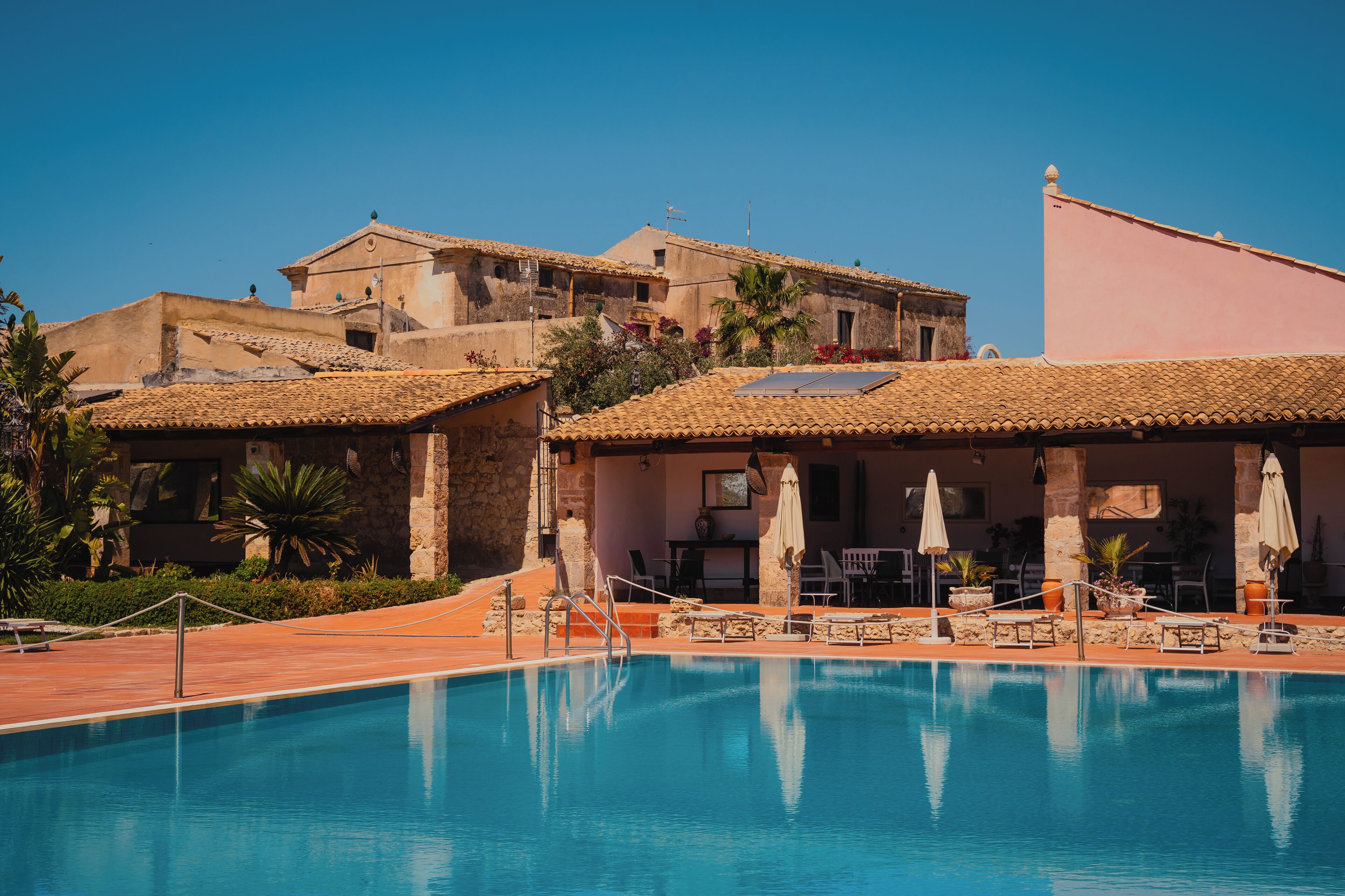 outdoor pool, pool umbrellas