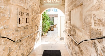 Central Hotel