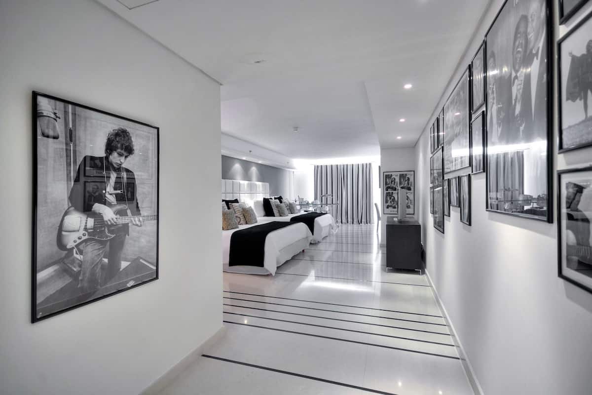 Suite, idromassaggio | 1 camera, biancheria da letto di alta qualità, minibar