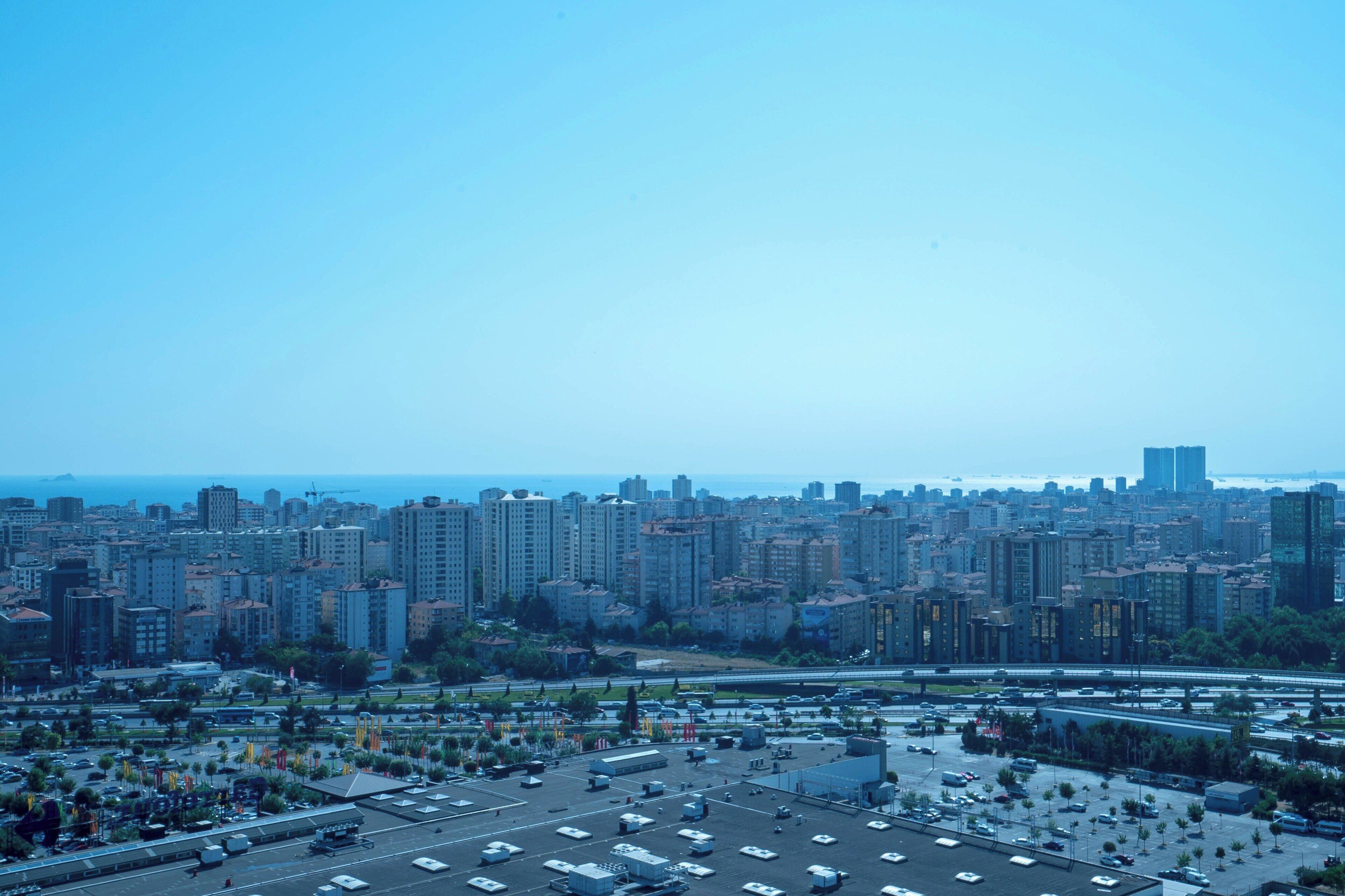 premium bedding, pillow-top beds, minibar, in-room safe