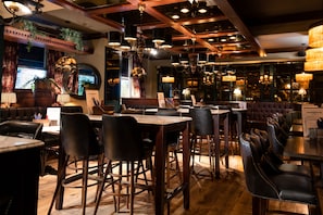 Breakfast, lunch and dinner served - The Temperance Inn, Ambleside. The Inn Collection Group (Ambleside)