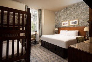 Double Room with bunks | Desk, iron/ironing board, free WiFi, bed sheets