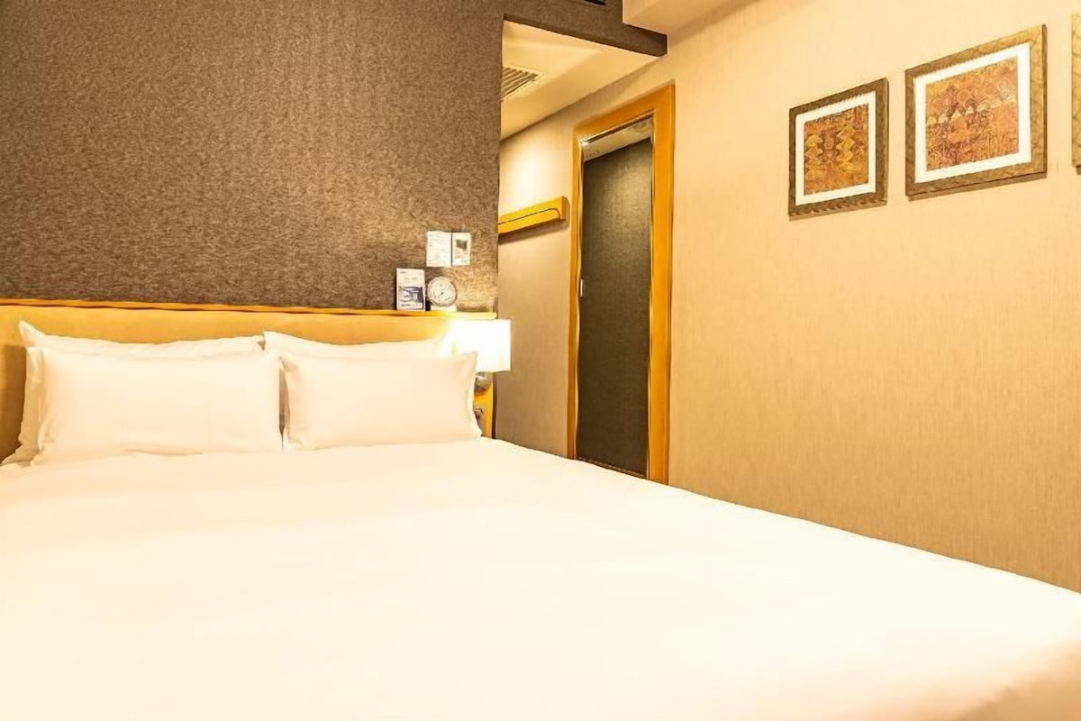 Literie de qualité supérieure, couette en duvet d'oie, bureau