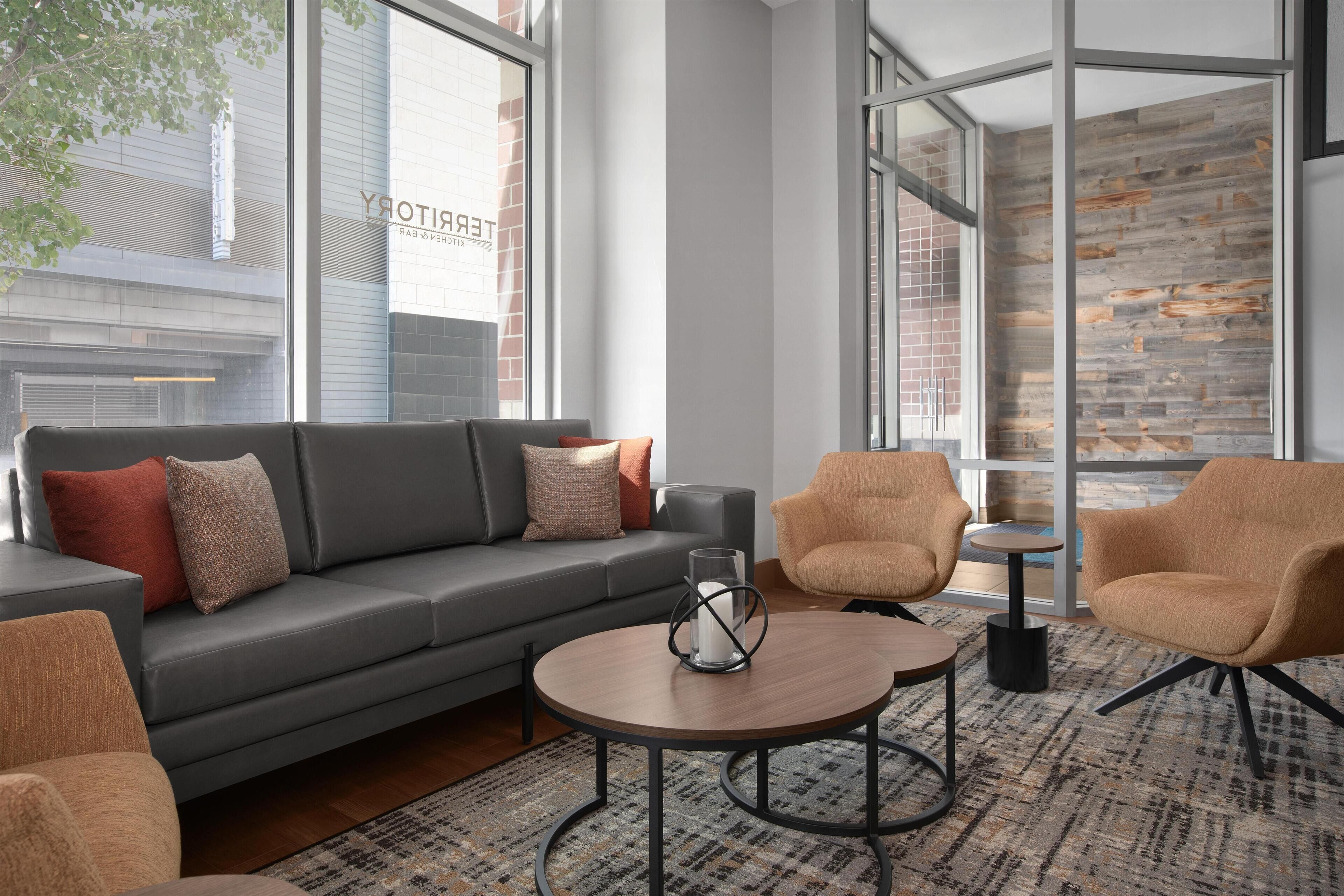 Photo - Hilton Garden Inn Denver Downtown