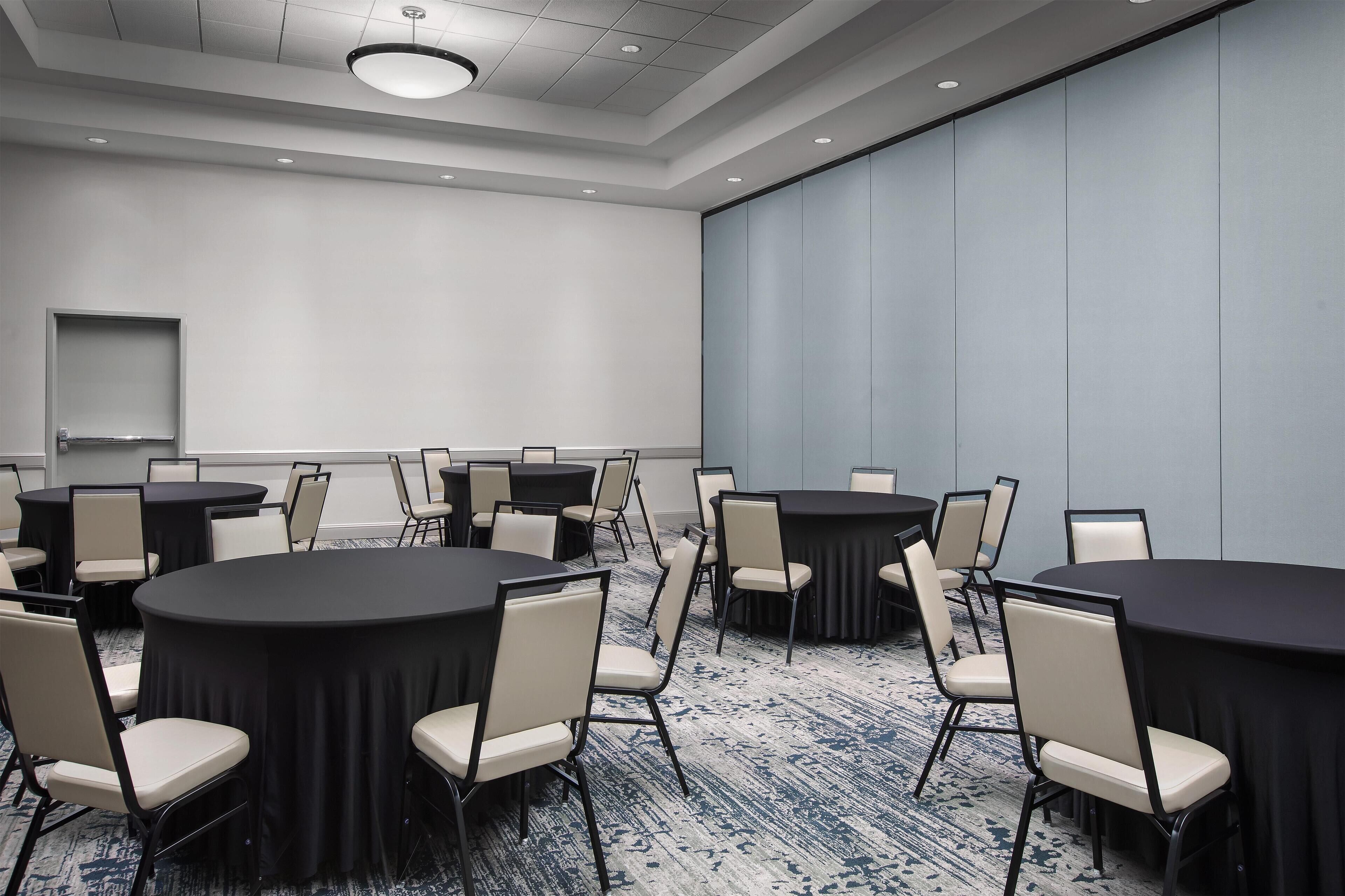 Photo - Hilton Garden Inn Denver Downtown