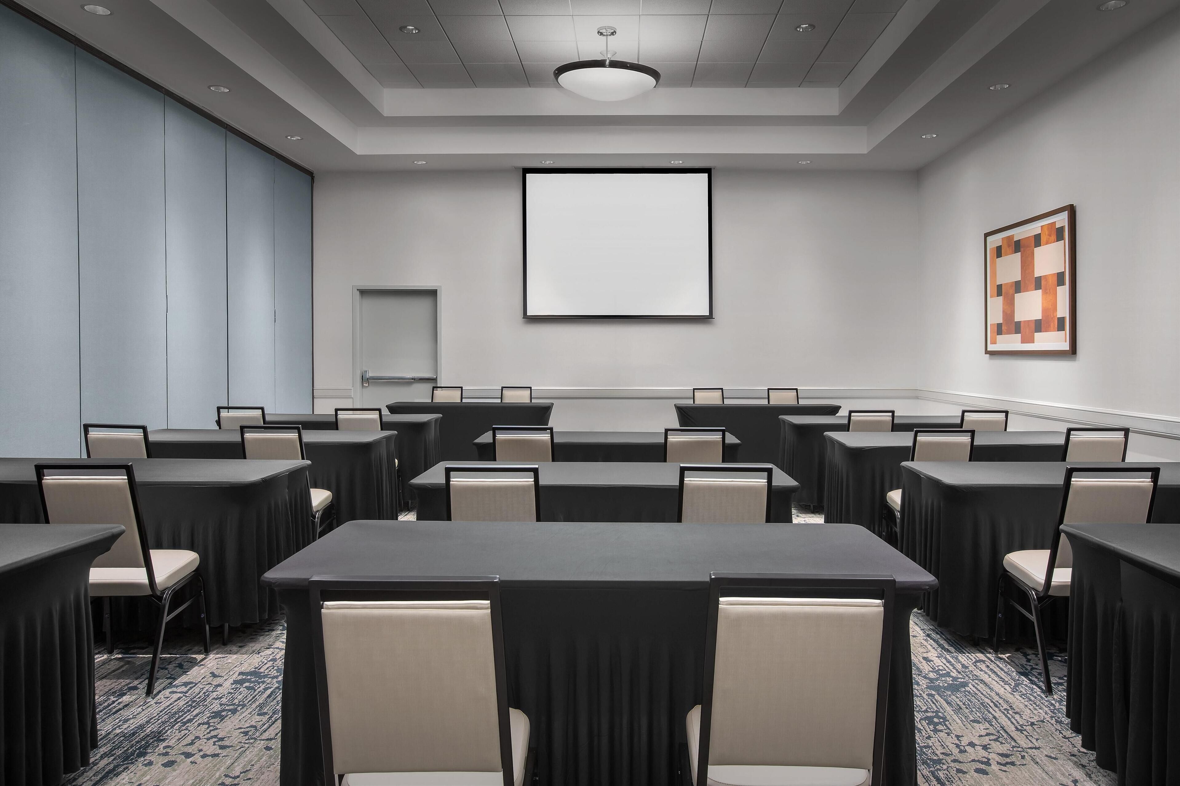 Photo - Hilton Garden Inn Denver Downtown