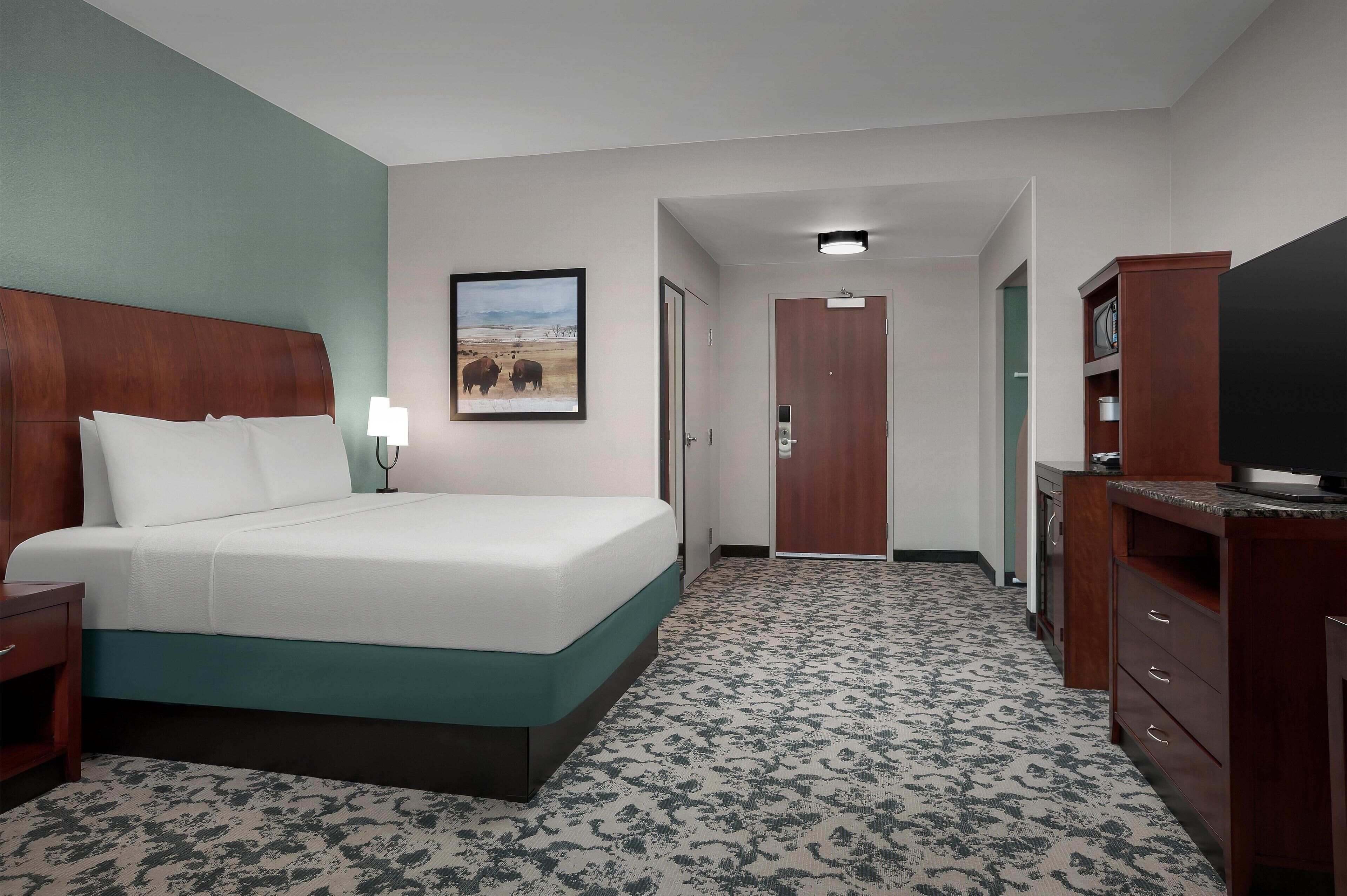 King Room, Rom, 1 kingsize-seng med sovesofa | Sengetøy av topp kvalitet, skrivebord og skrivebord for bærbar PC