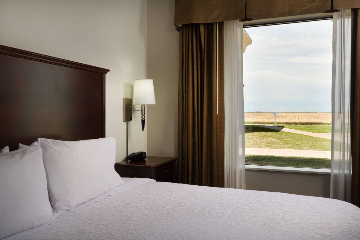 in-room safe, iron/ironing board, free cots/infant beds, rollaway beds