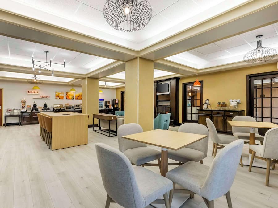 Free daily full breakfast