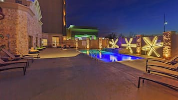 Seasonal outdoor pool