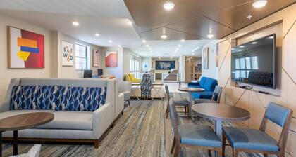 Holiday Inn Express & Suites Englewood Denver South by IHG