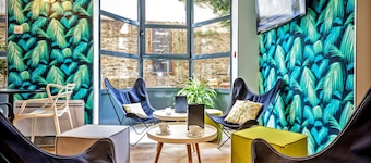 瓦讷市中心贝斯特韦斯特普拉斯酒店