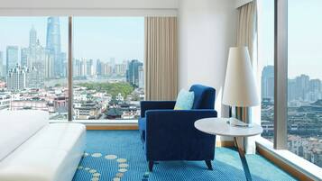 Select Comfort beds, minibar, in-room safe, desk