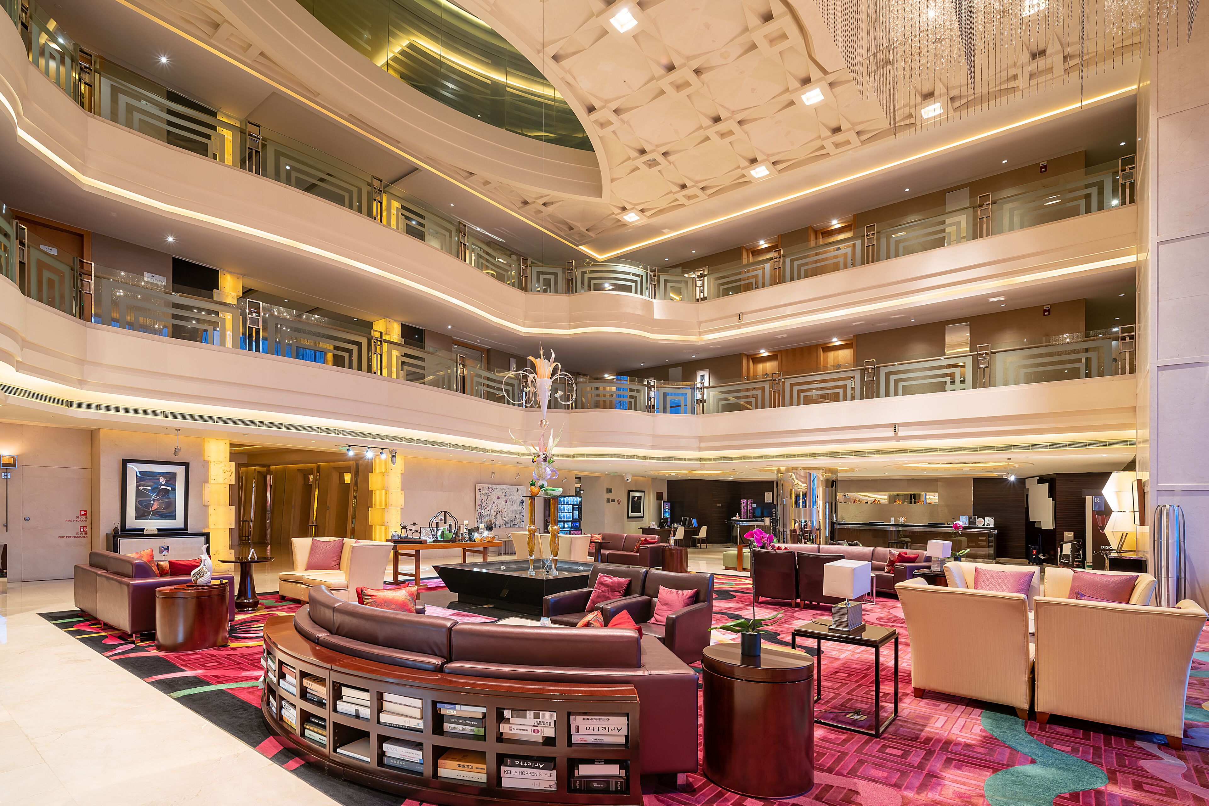 Photo - Renaissance Shanghai Yu Garden Hotel on the Bund by Nanjing Road