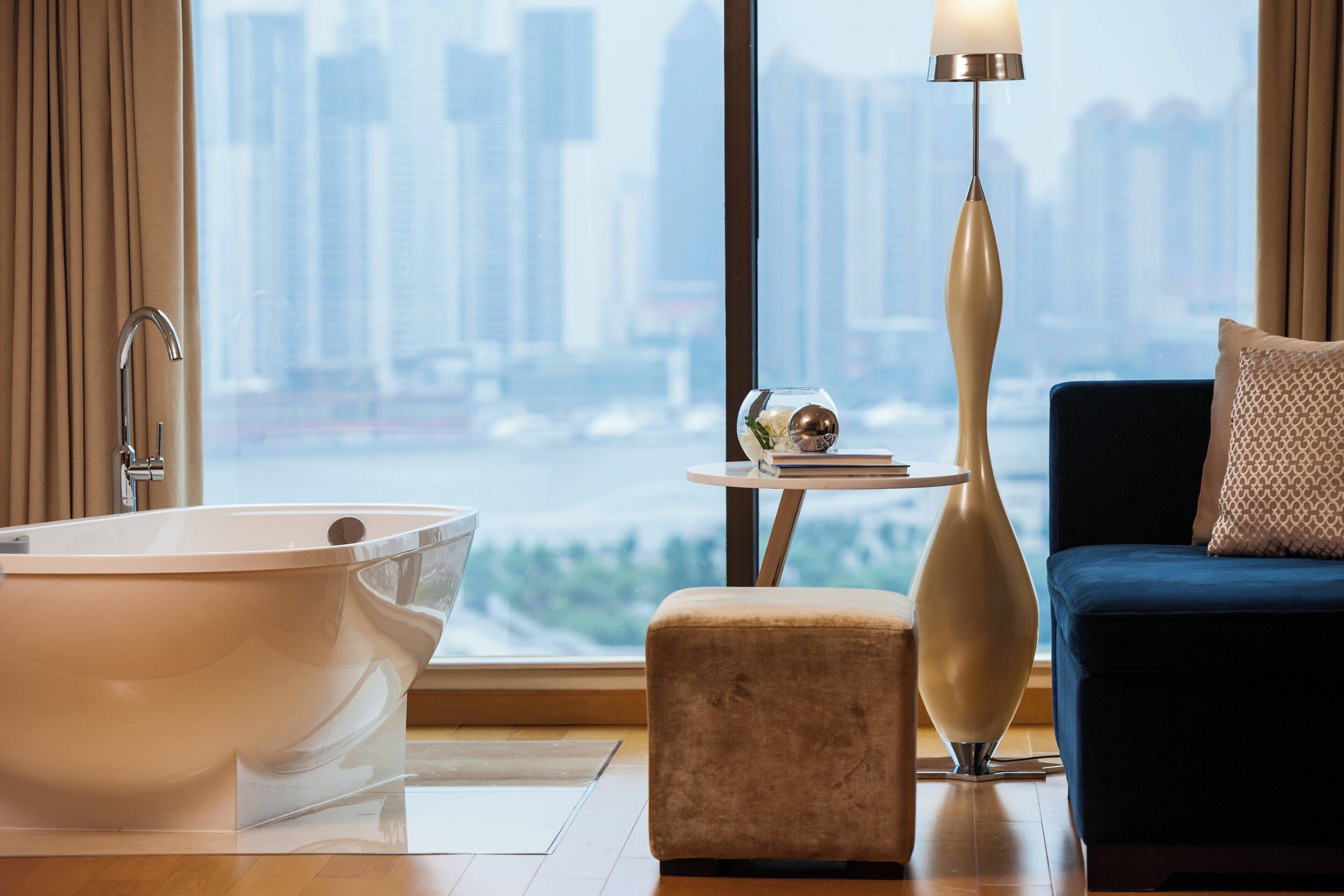 Photo - Renaissance Shanghai Yu Garden Hotel on the Bund by Nanjing Road