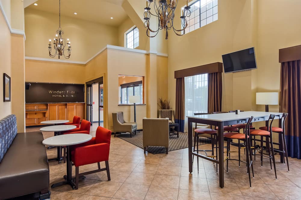 Best Western Windsor Pointe Hotel & Suites-Frost Bank Center