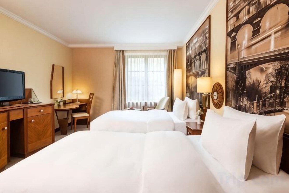 2 Twin Beds Deluxe