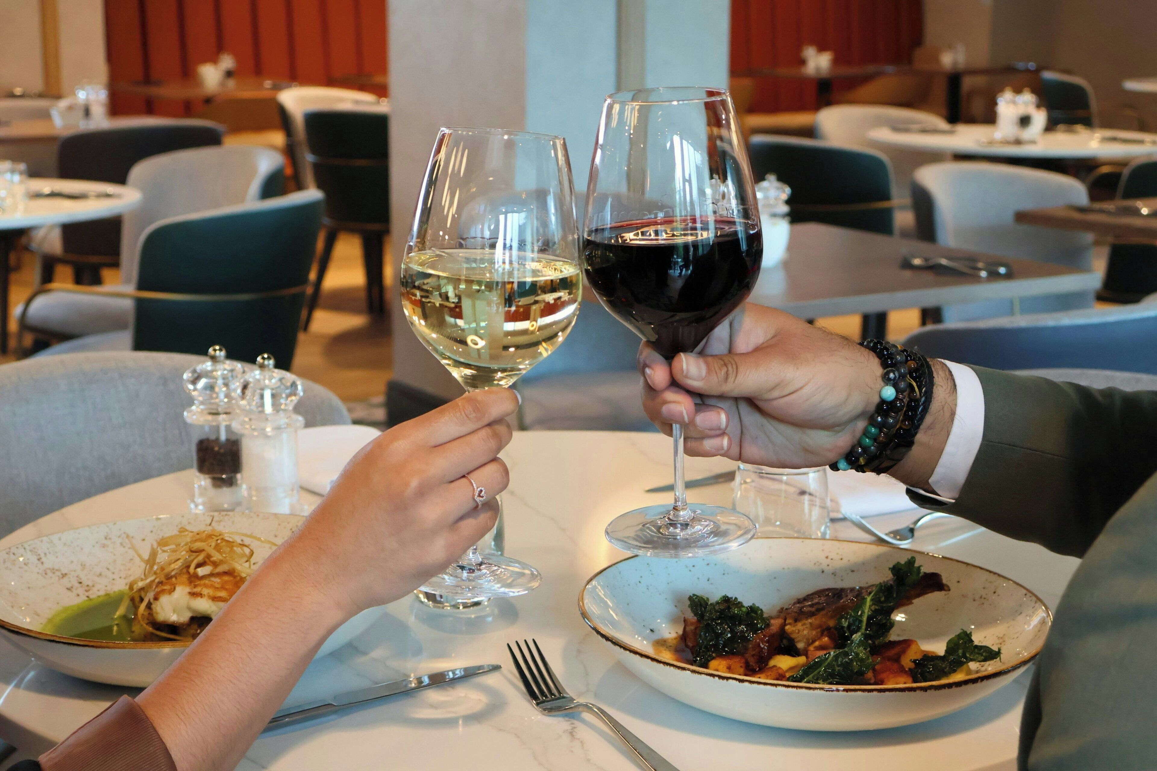 Breakfast and dinner served, local cuisine