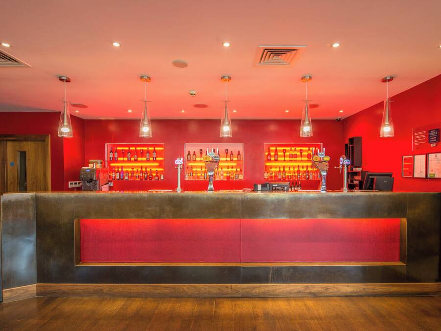 Bar (di hartanah)