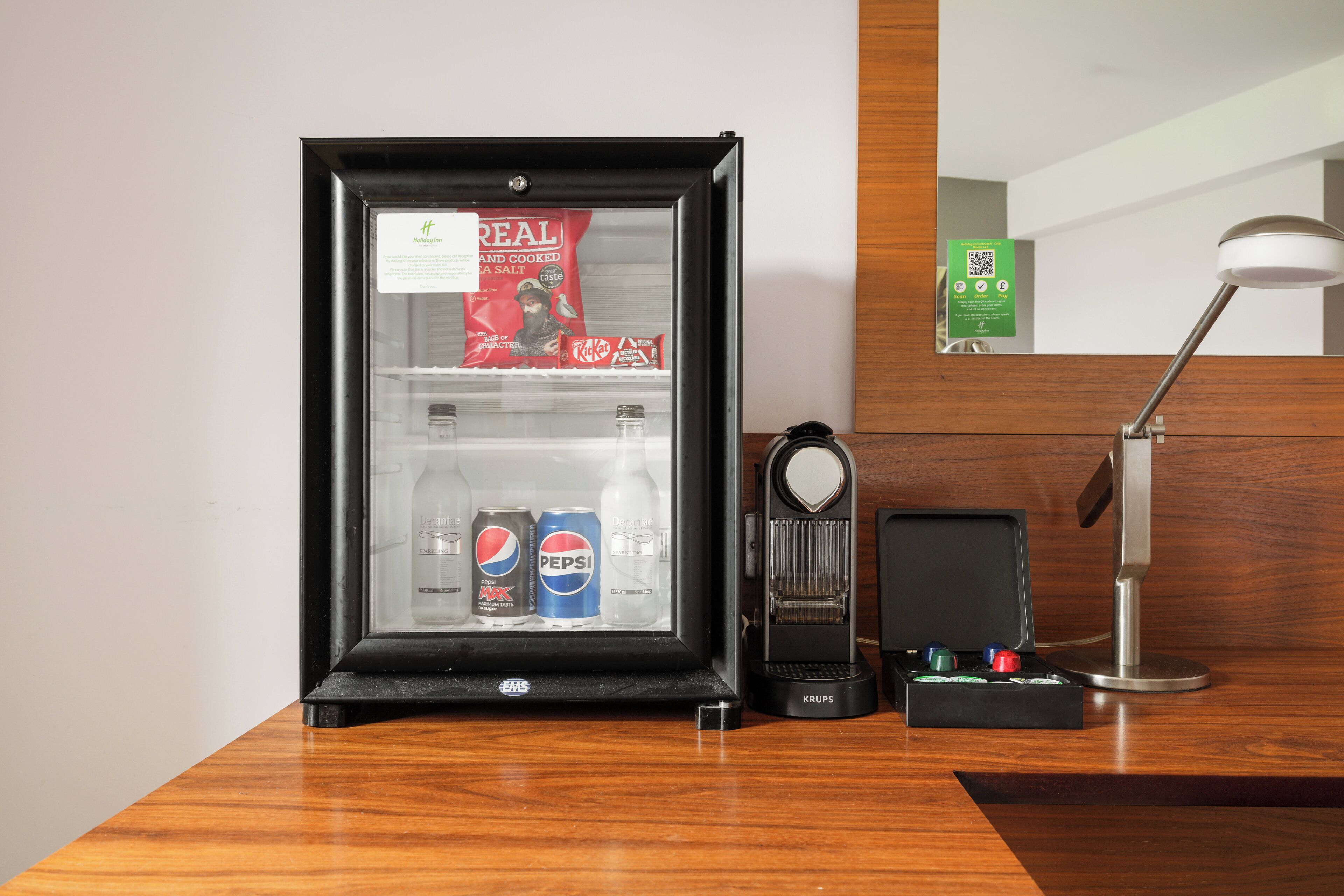 premium room, 1 king bed | 1 bedroom, desk, soundproofing, iron/ironing board