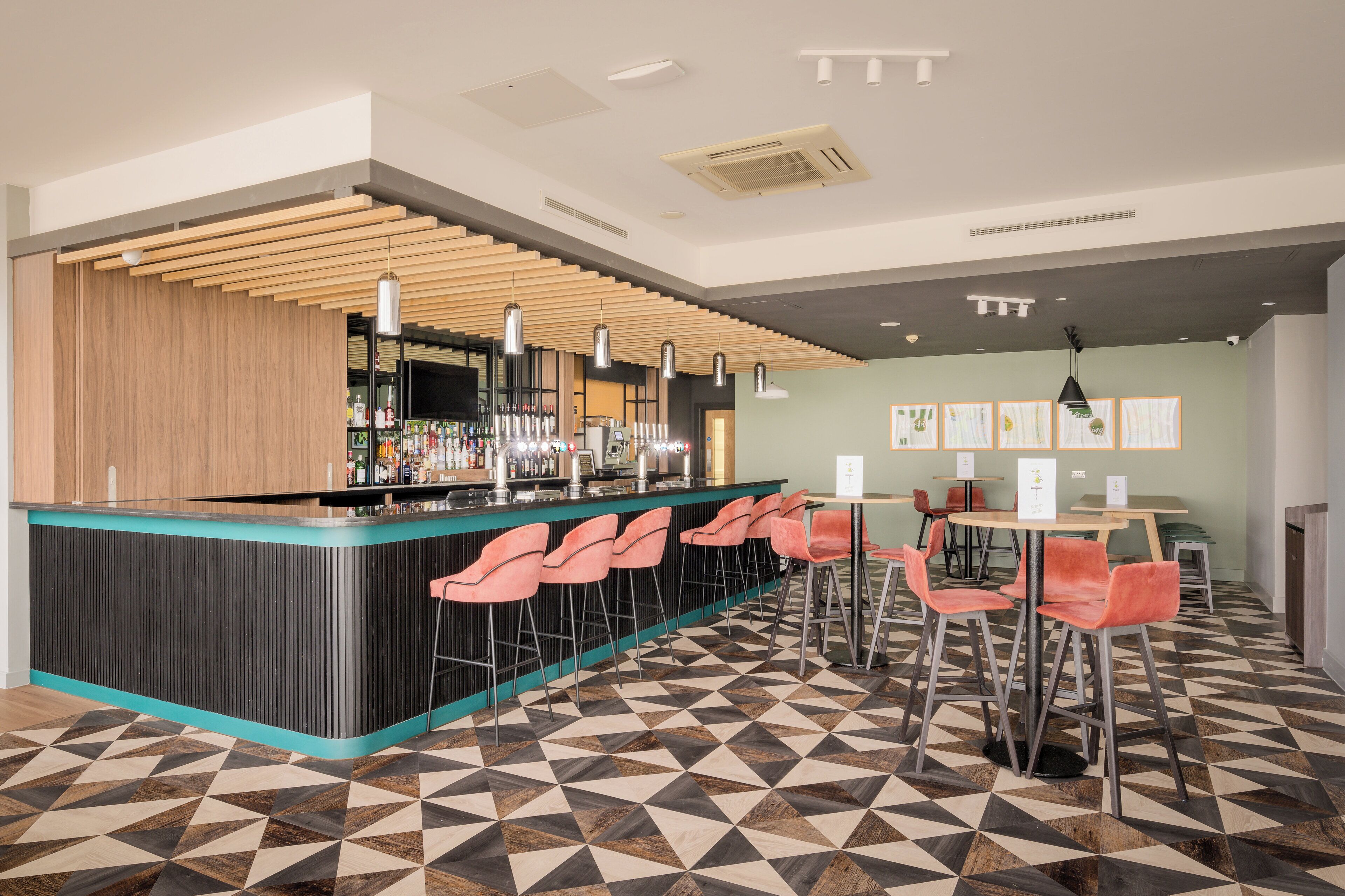 Photo - Holiday Inn Norwich City, An Ihg