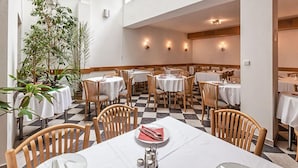 Restaurant - Hotel Augustus et Otto (Prague)