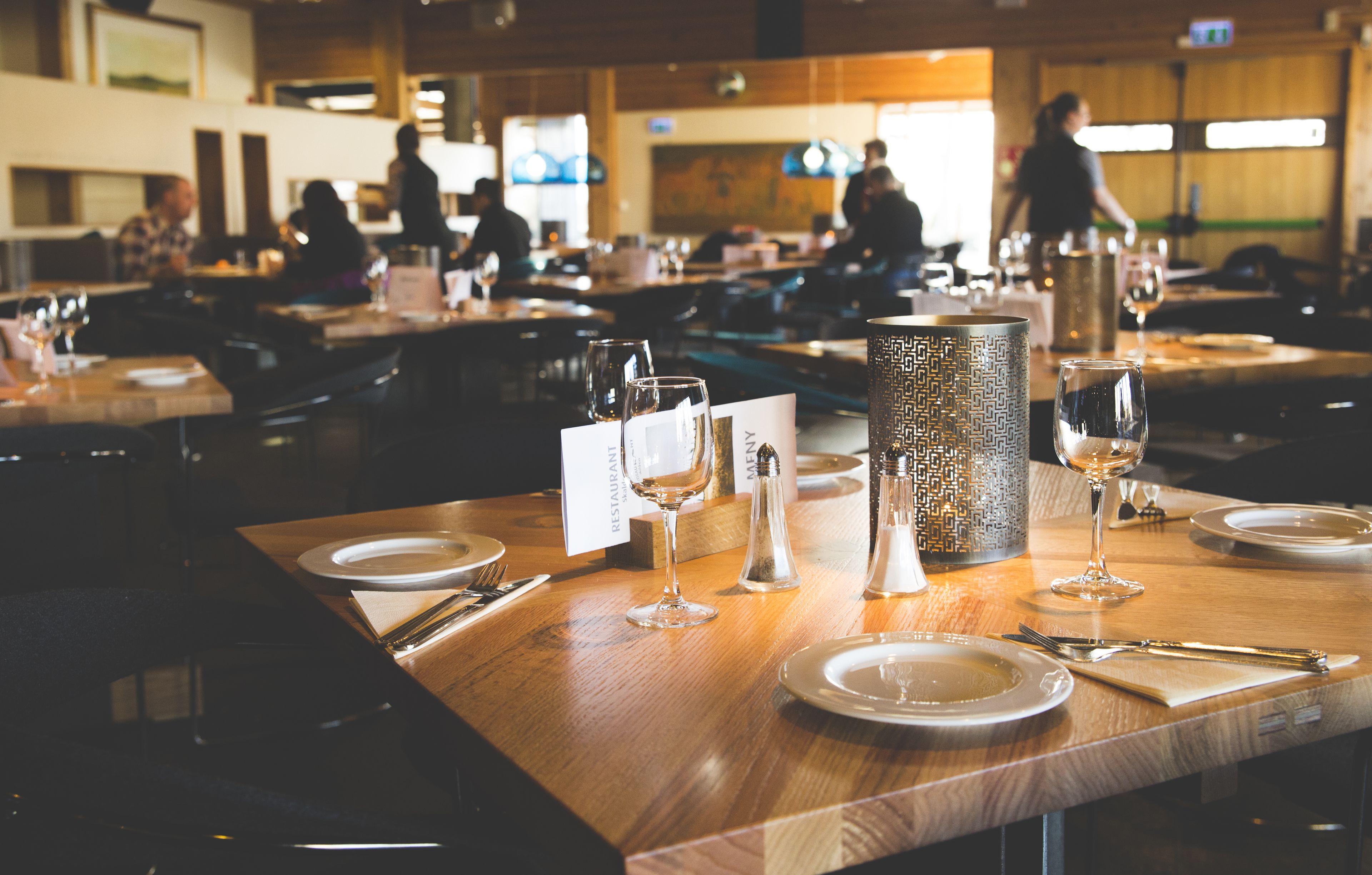 free buffet breakfast