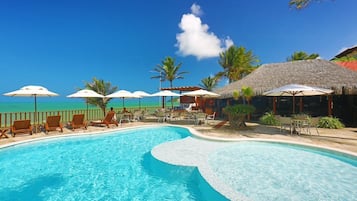 Outdoor pool, pool loungers