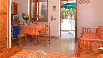 Iron/ironing board, free cribs/infant beds, wheelchair access