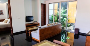 Deluxe pool villa | Garden view