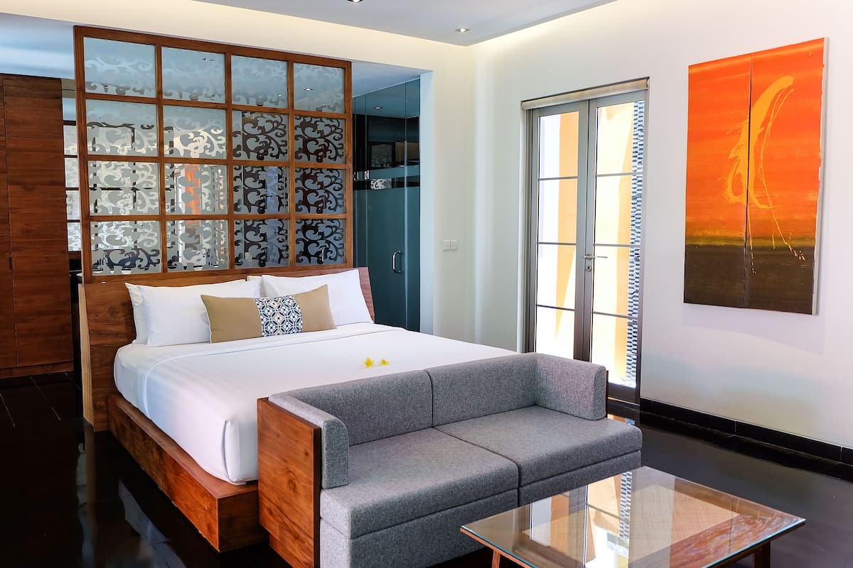 Pool villa | 2 slaapkamers, luxe beddengoed, een minibar, een kluis op de kamer