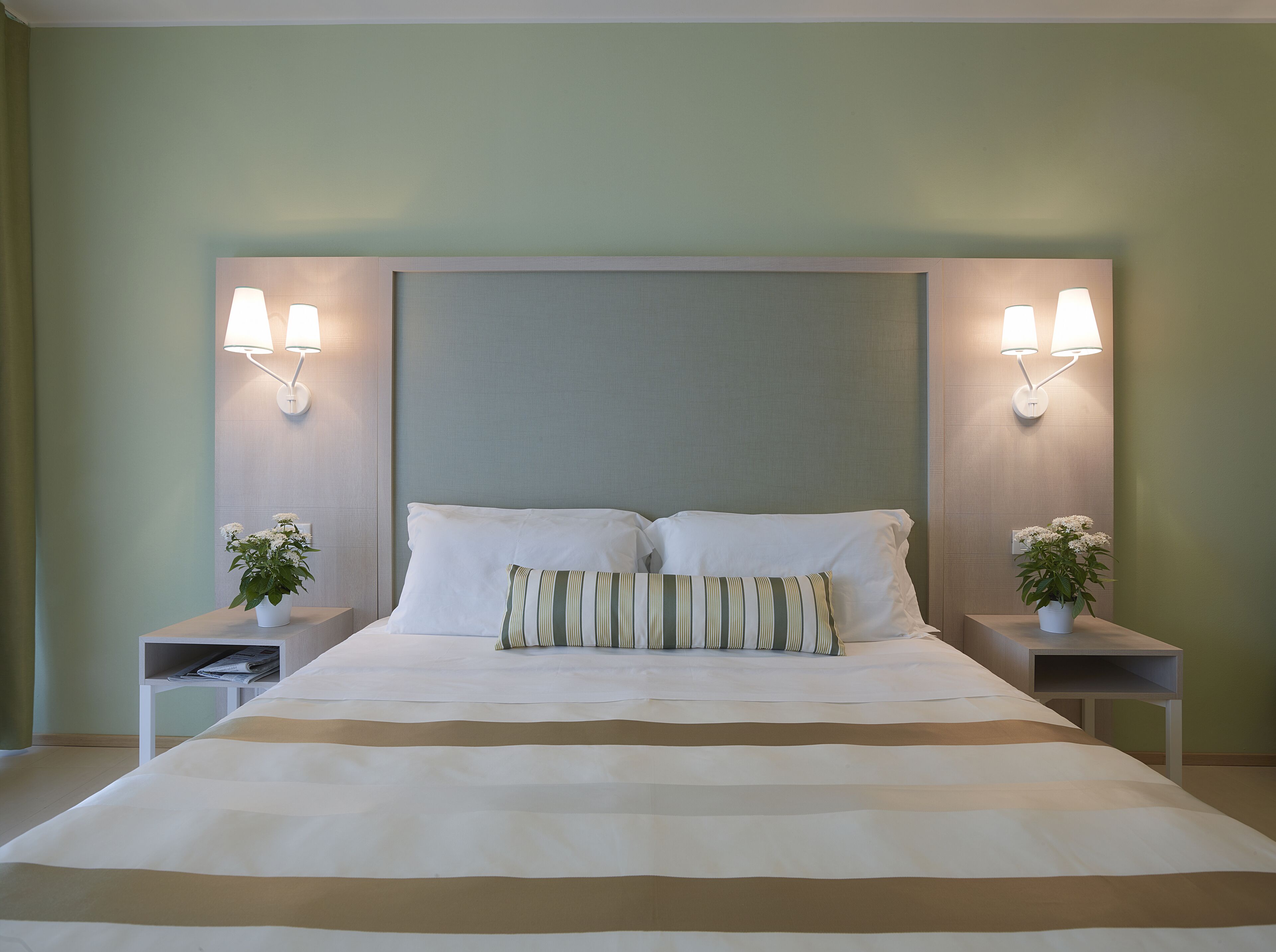 comfort double room | 1 bedroom, minibar, in-room safe, desk