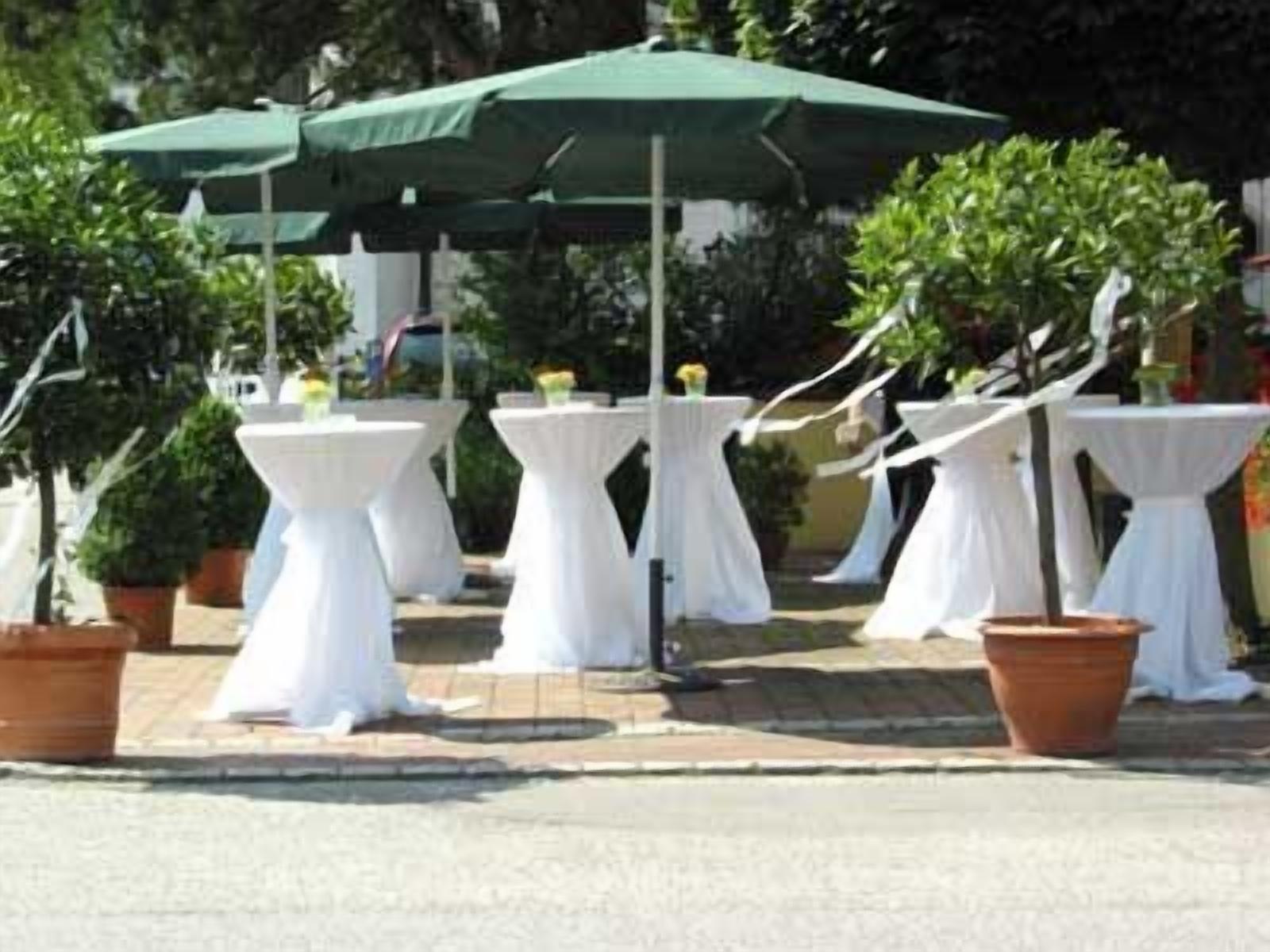 outdoor banquet area