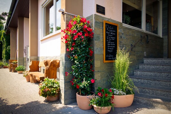 Entrada al alojamiento