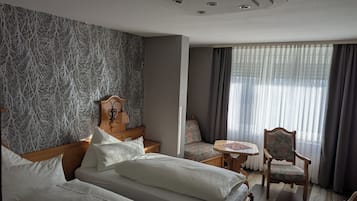 Standard Double Room (with air conditioning) | Premium bedding, pillowtop beds, minibar, desk