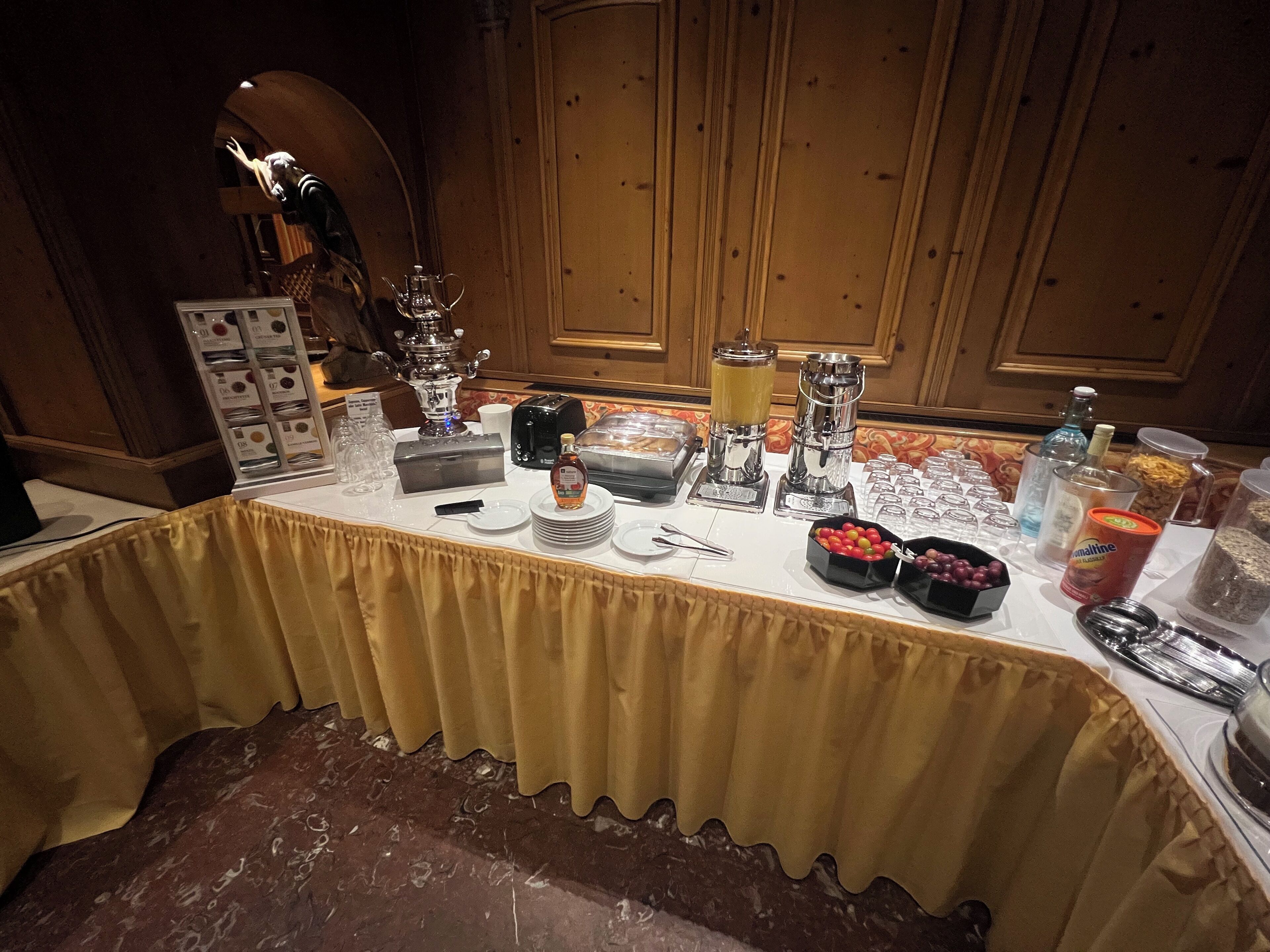daily buffet breakfast (eur 9 per person)