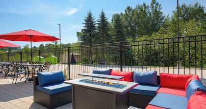 Holiday Inn Express & Suites Huntsville by IHG