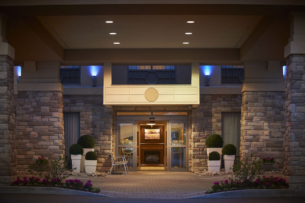Holiday Inn Express & Suites Huntsville by IHG