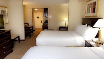 Cortinas opacas, tabla de planchar con plancha, wifi gratis