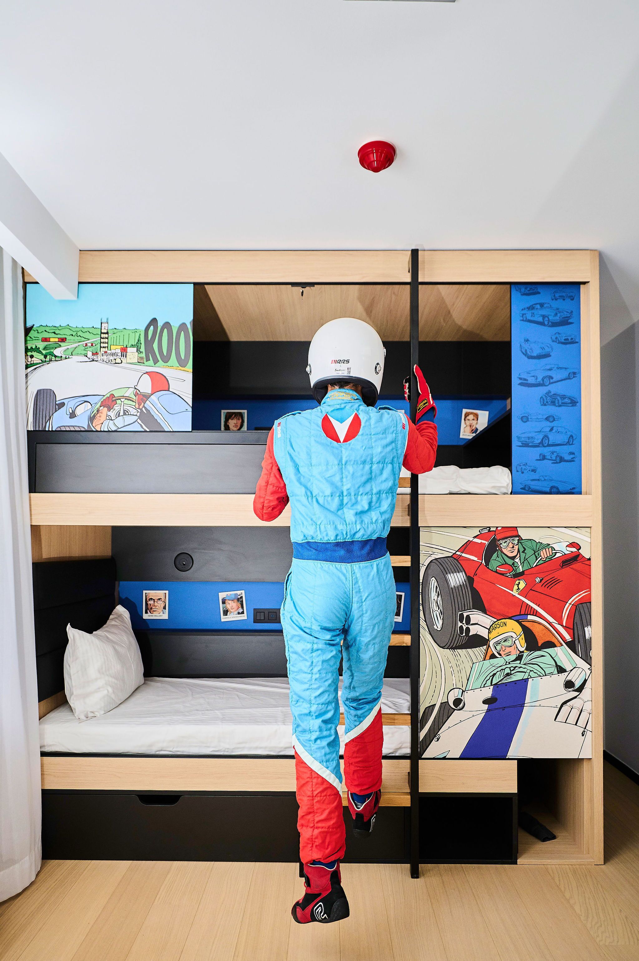 family room (yooma for 6) | premium bedding, desk, soundproofing, free cots/infant beds