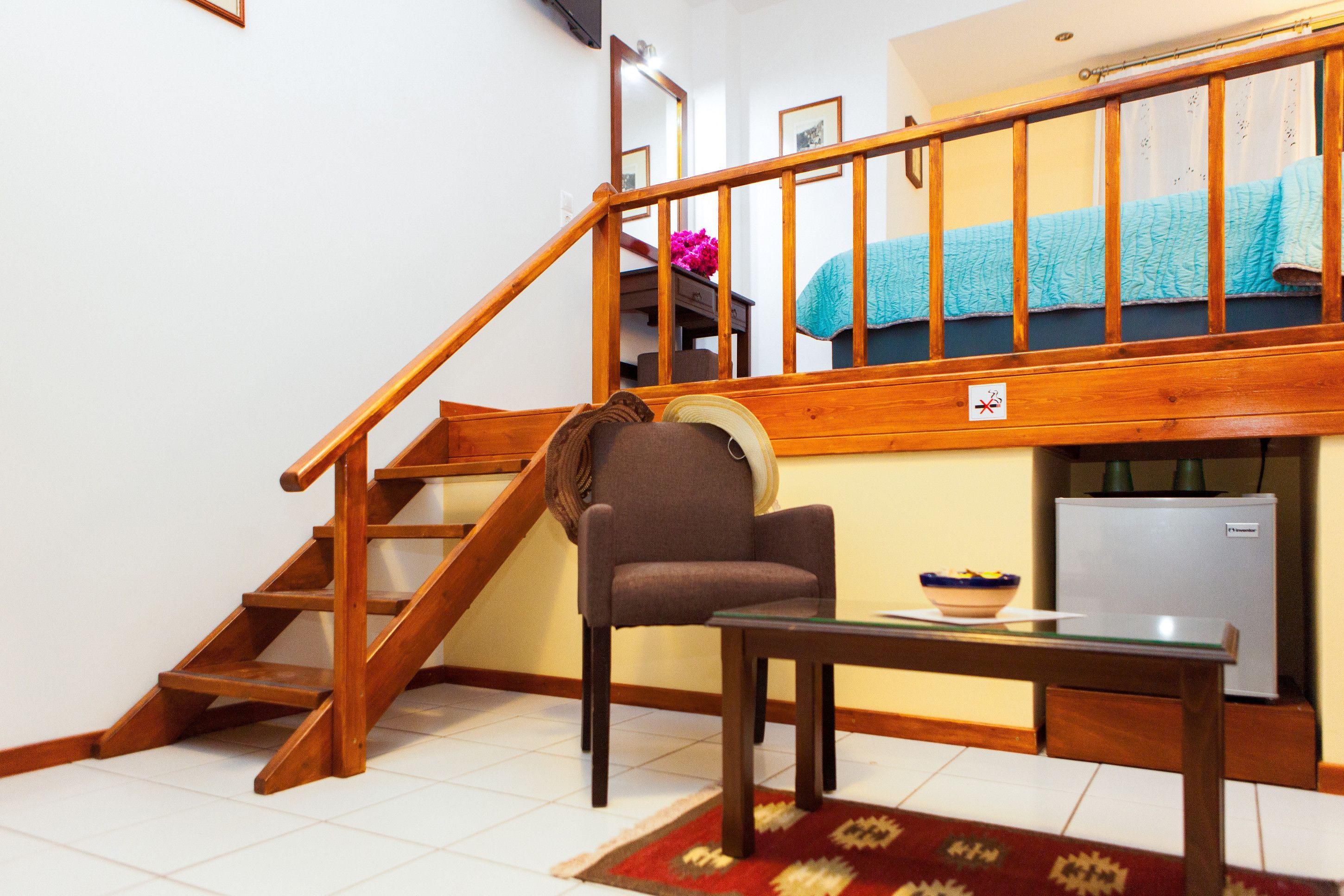 traditional room | minibar, desk, soundproofing, iron/ironing board