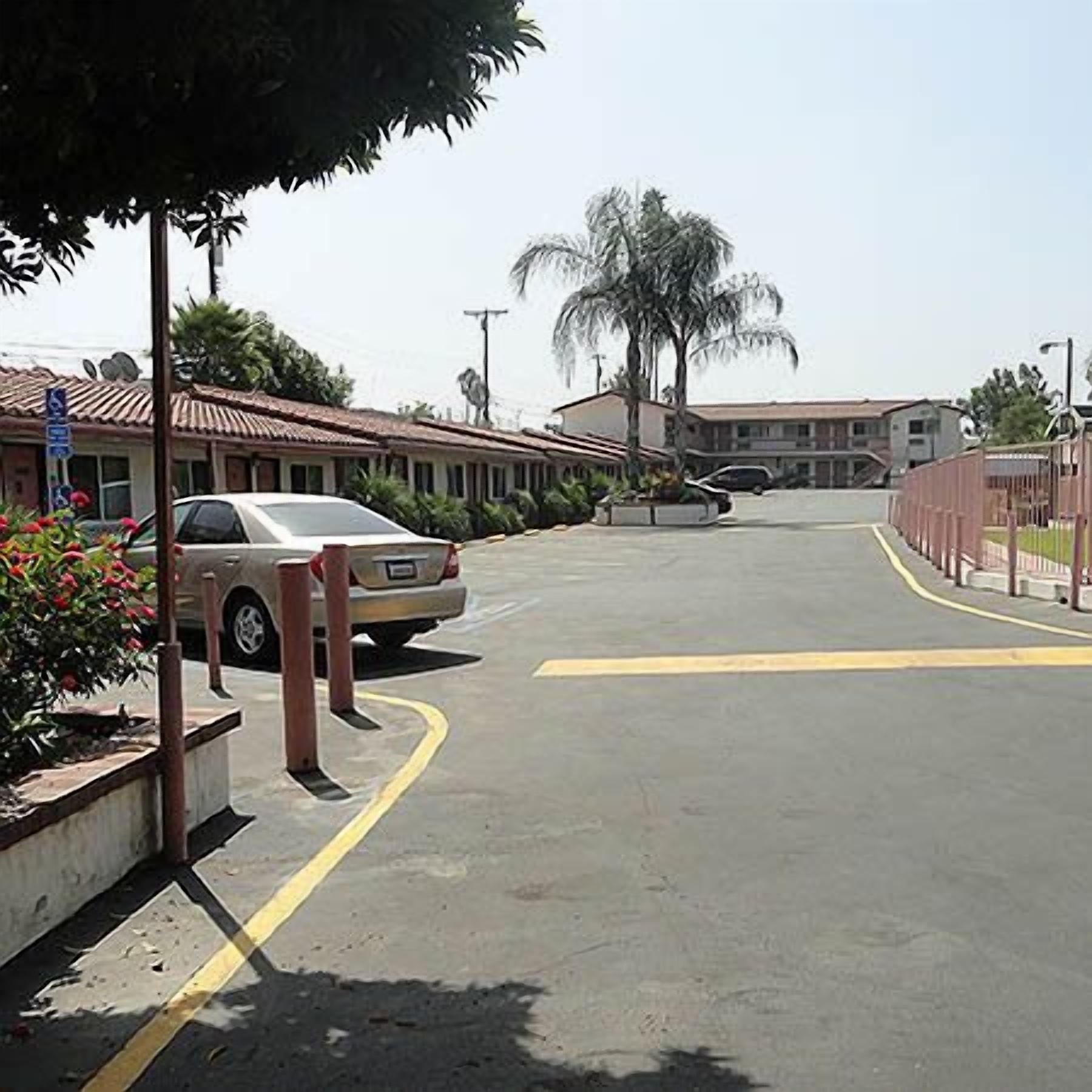 セルフパーキング (無料)