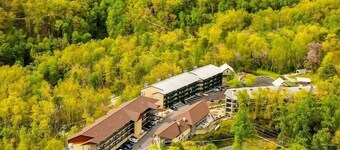 Laurel Point Resort