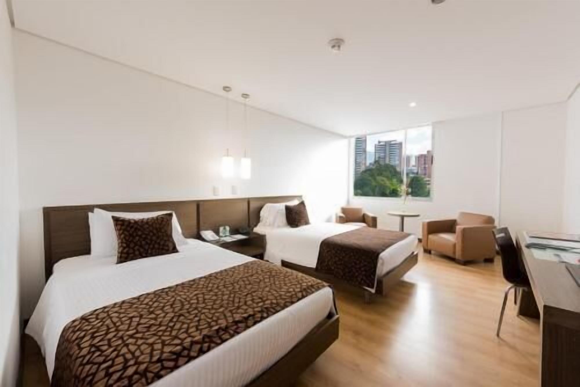 Minibar, in-room safe, desk, laptop workspace