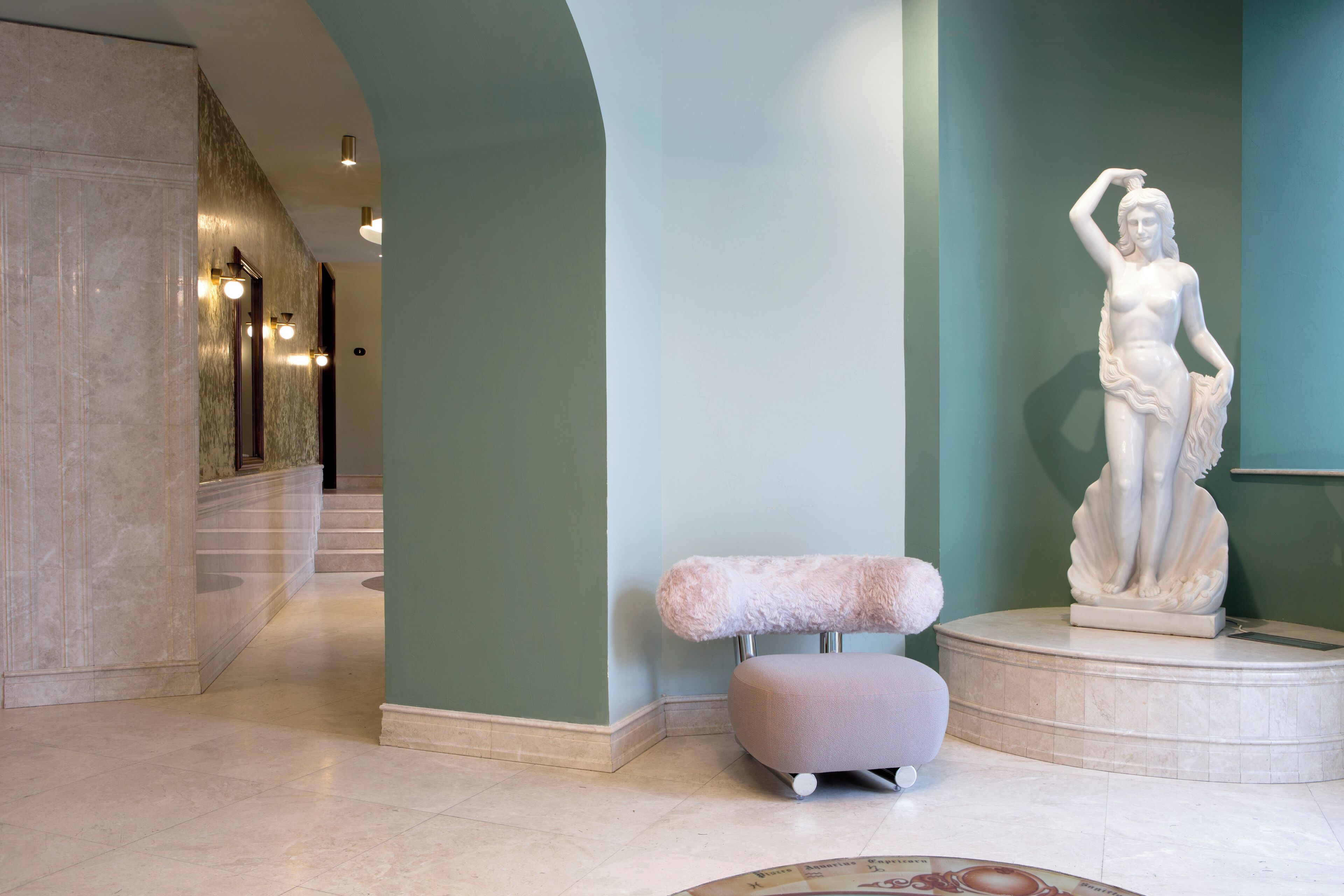 Photo - Zeus Essence Bucharest Venezia