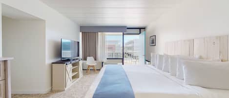 Deluxe Apartment, 2 Bedrooms, 2 Bathrooms | Desk, blackout drapes, iron/ironing board, free WiFi