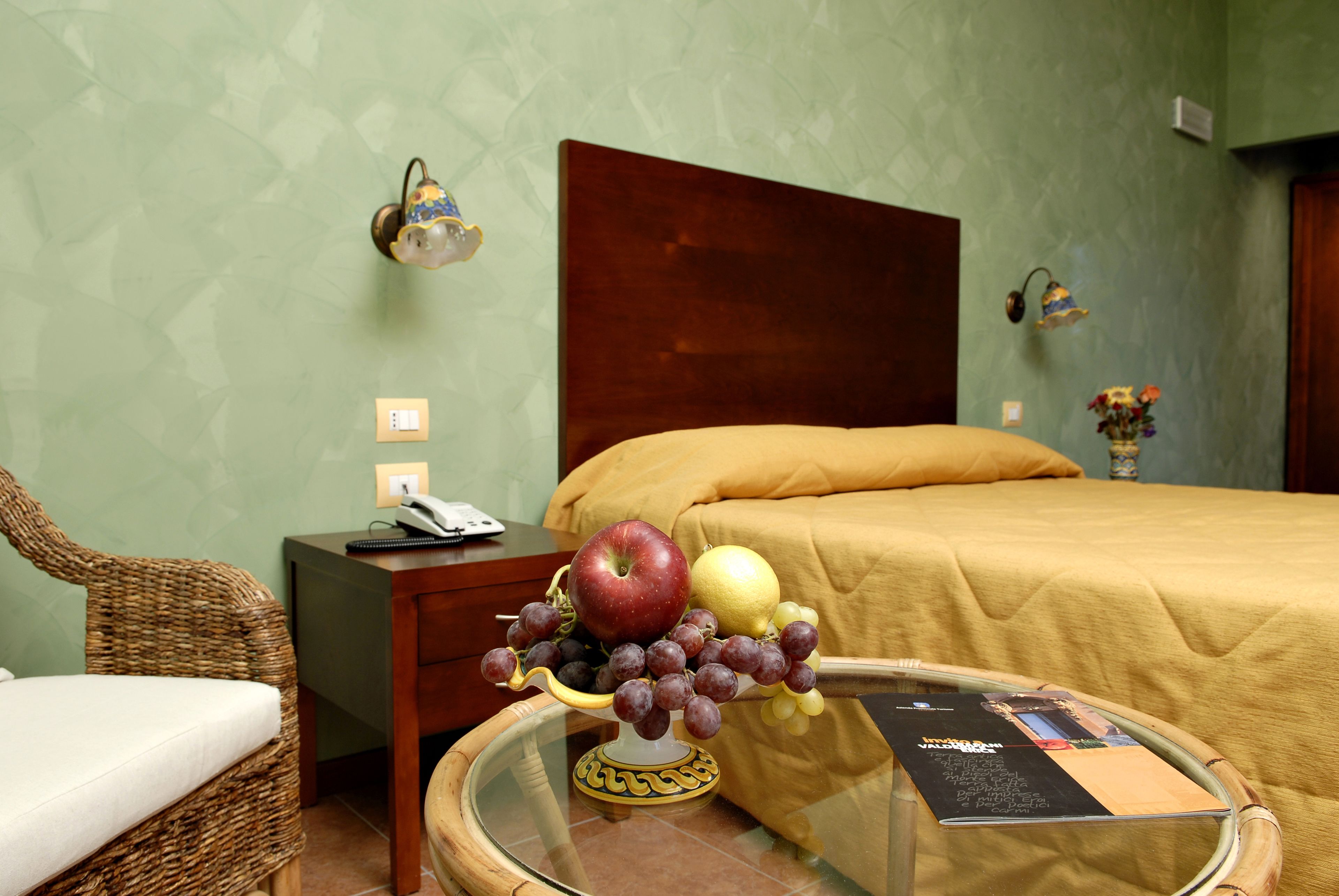 standard double room, 1 double or 2 single beds | in-room safe, individually decorated, desk, blackout curtains