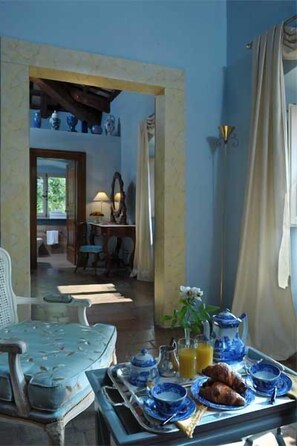 Lunch, dinner served; local cuisine, pool views