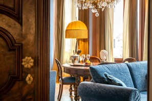 Executive Suite, Canal View (with Turkish bath) | Premium bedding, down comforters, minibar, in-room safe - EXCESS VENICE Boutique Hotel & Private Spa - Adults Only (Venice)