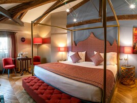 Deluxe Double Room, Canal View | Premium bedding, down comforters, minibar, in-room safe